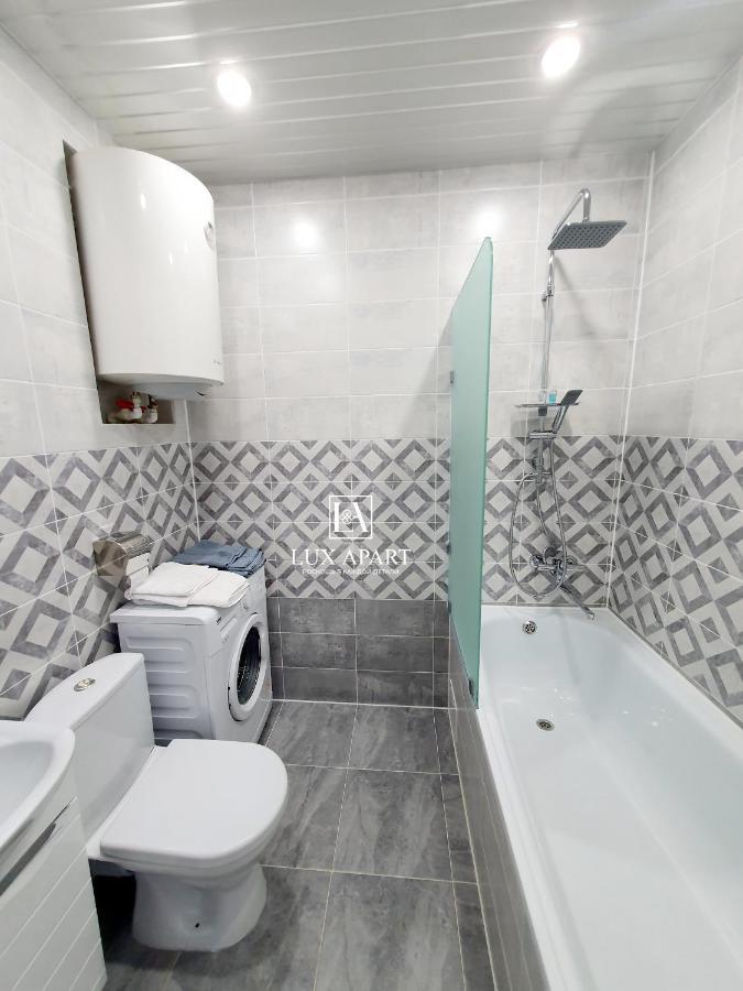 Lux Апартаменты В Центре Караганды На 45 Квартале Karaganda Exterior photo